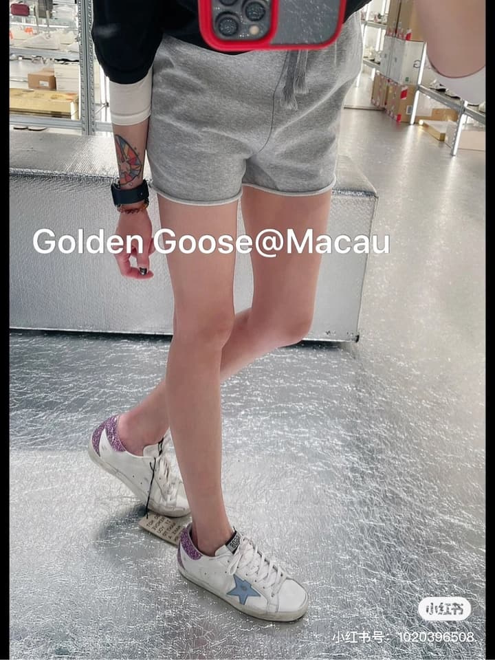 Golden Goose Superstar Distressed Sneakers – 2023 Spring Collection