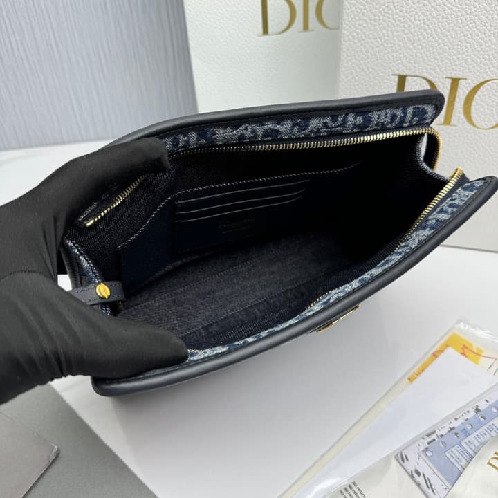 Dior 30 Montaigne Oblique Jacquard Clutch Bag in Beige Oblique