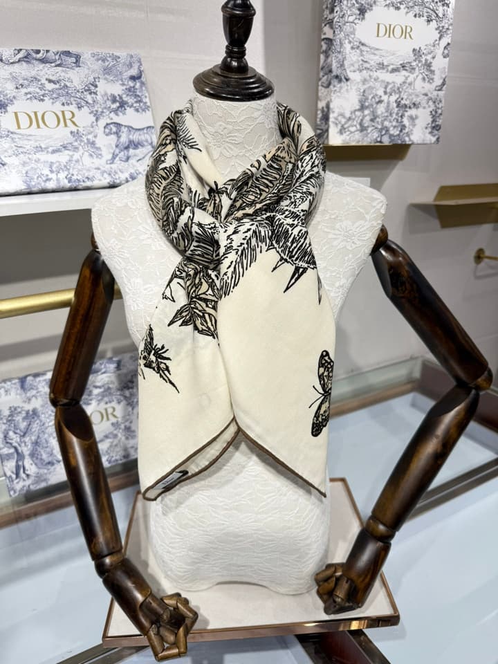 Dior Cashmere Silk Square Scarf – 2025 Collection in Cream Multi-floral