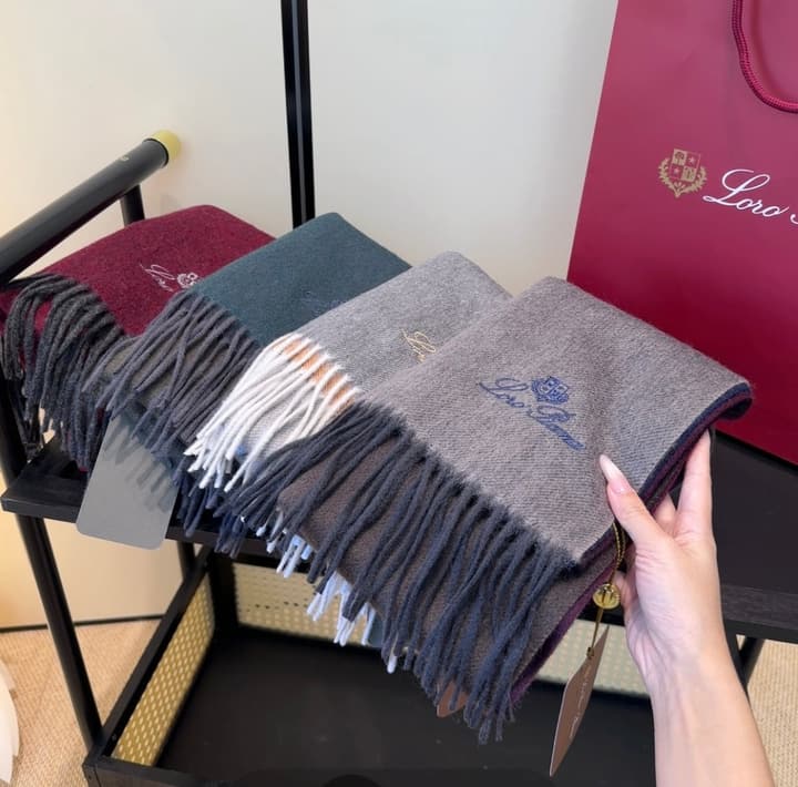 Loro Piana Plaid Wool Scarf in Beige/dusty Blue