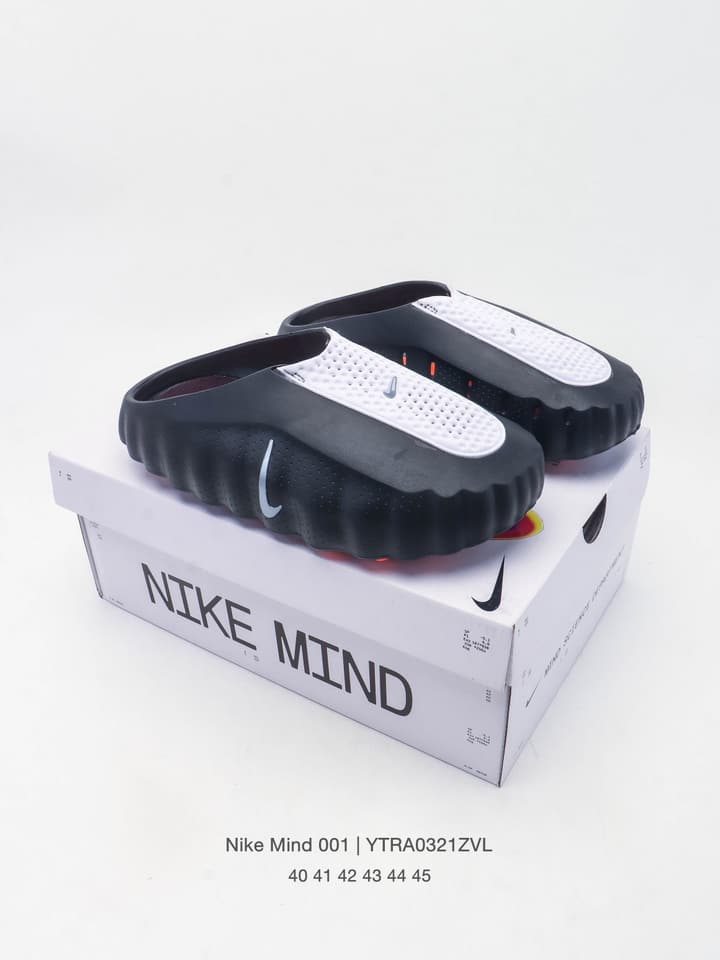 Nike Mind 001 Recovery Slides in Red