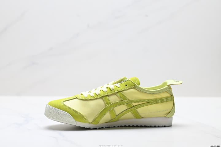 Onitsuka Tiger Mexico 66 Deluxe Nippon Made Sneakers in Beige With Taupe Stripes