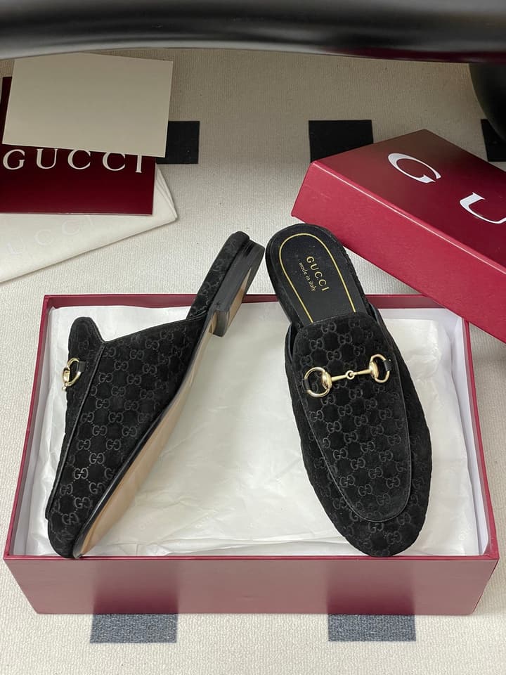 Gucci Princetown Double G Suede Mules – 2025 Fall Collection in Black Suede With Silver Hardware