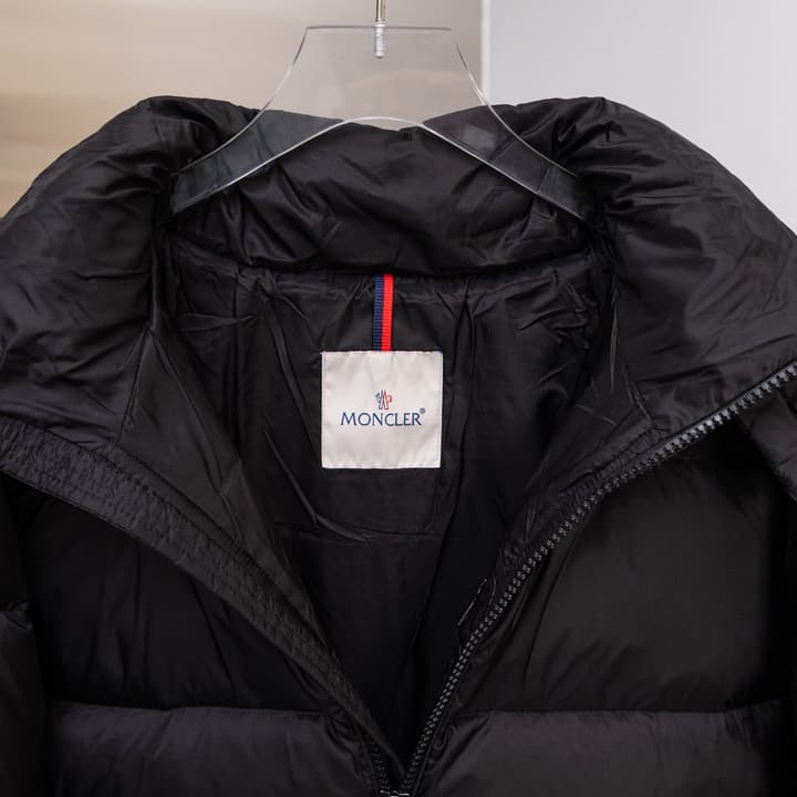 Moncler Couyere Detachable Hood Down Jacket in Black Down Jacket