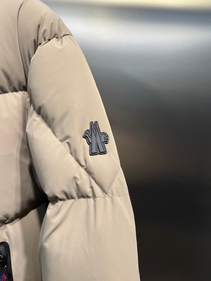 Moncler Grenoble Arcesaz Hooded Down Jacket in Black