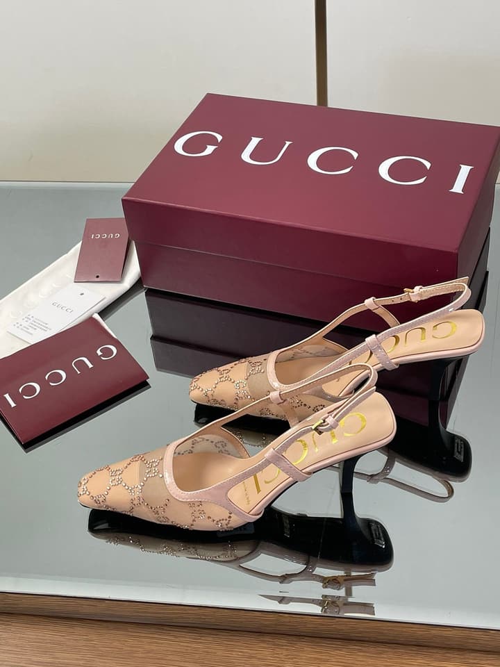 Gucci Cosmogonie GG Crystal Slingback Sandals – 2025 Early Autumn Collection in Black Crystal Gg