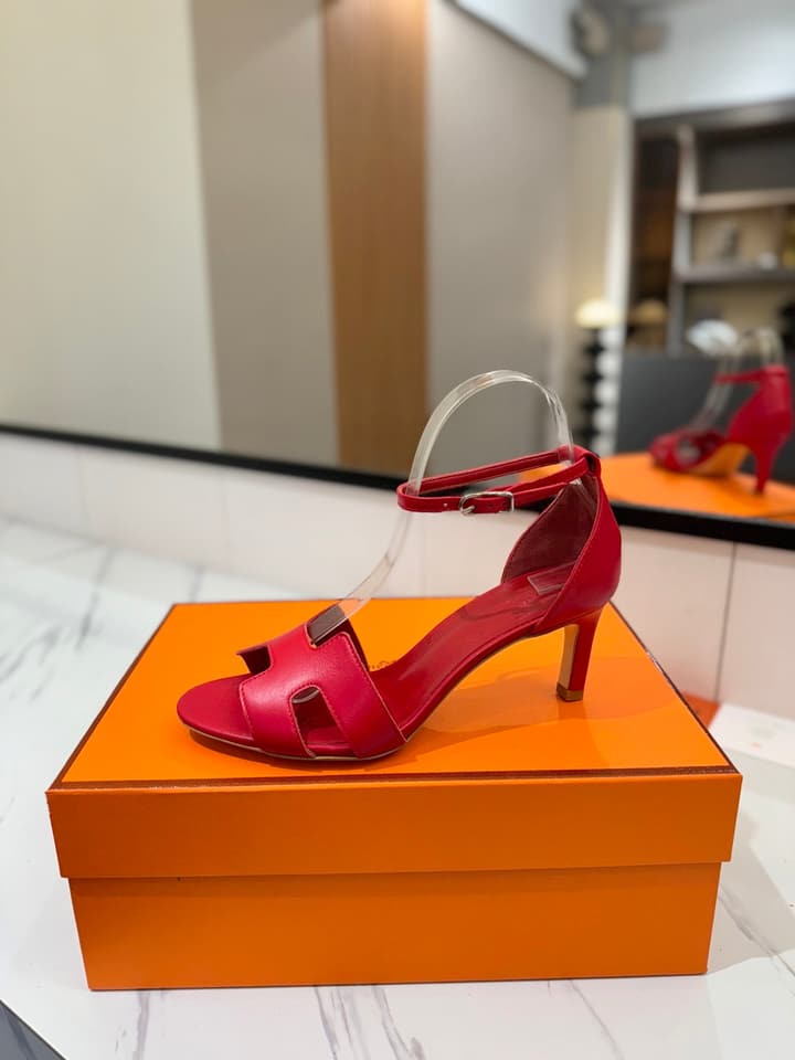 Hermès Classic Smooth Cowhide Heels – 6.5cm in All White