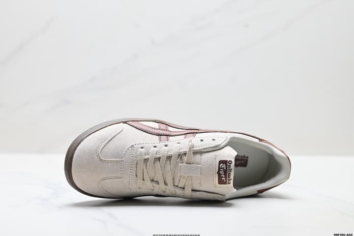 Onitsuka Tiger Tokuten Retro Low-Top Sneakers in Cream With Burgundy Stripes