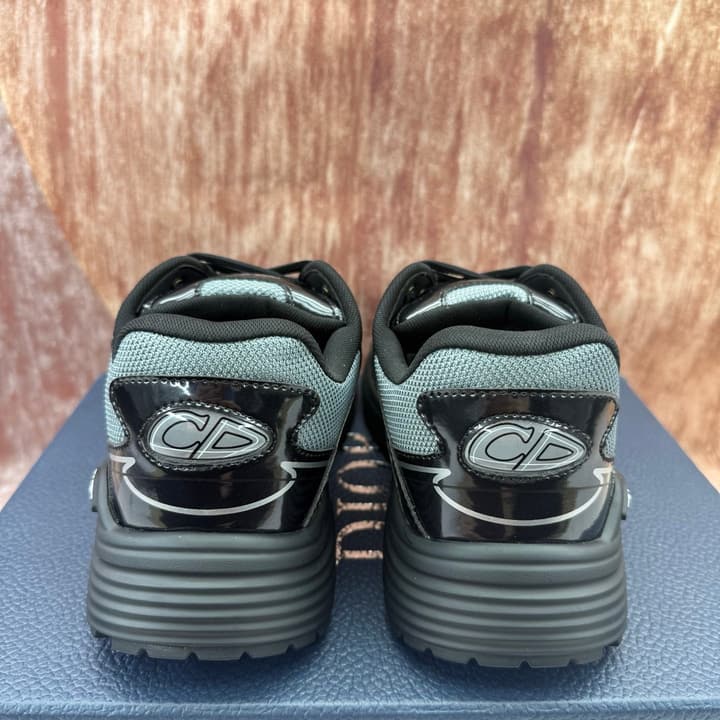 Dior B30 Unisex Sneakers in Glossy Black