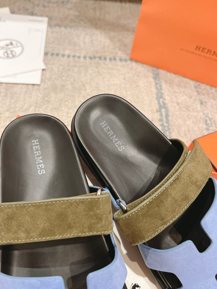 Hermès Chypre Leather Unisex Slides – 2023SS in Blush Pink