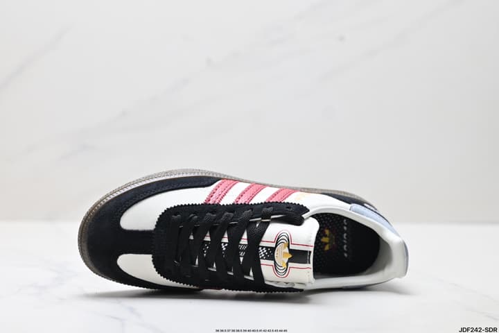 Adidas Handball Spezial Classic Retro Sneakers in Black Suede Red Stripe