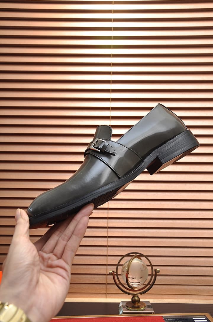 Hermès Leather Driving Shoes in Black