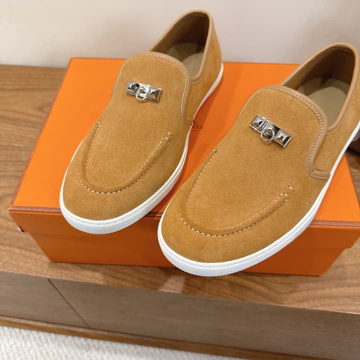 Hermès Classic Unisex Sandals – SS25 New Arrival in Beige