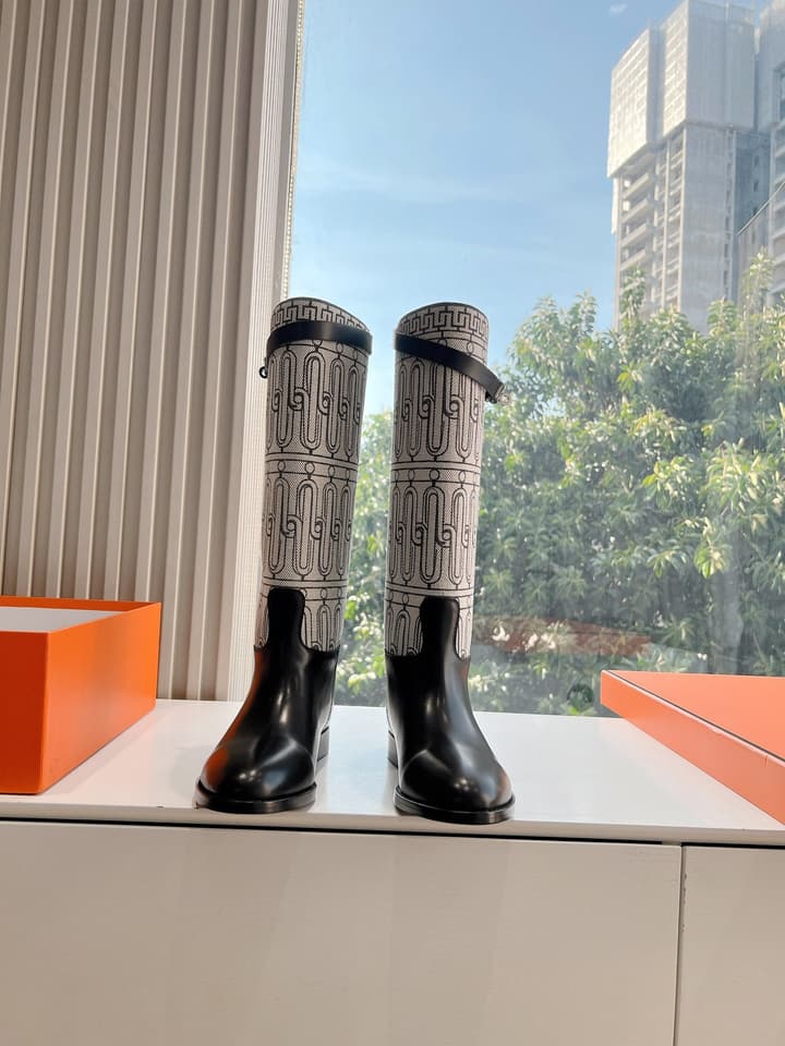 Hermès Jumping Canvas & Leather Knee-High Boots – 2024 Collection in Black