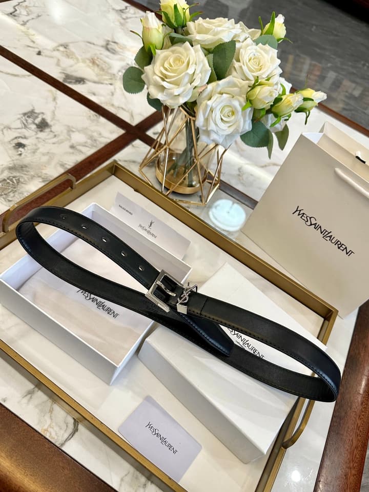 Saint Laurent Classic Leather Belt – 3.0cm
