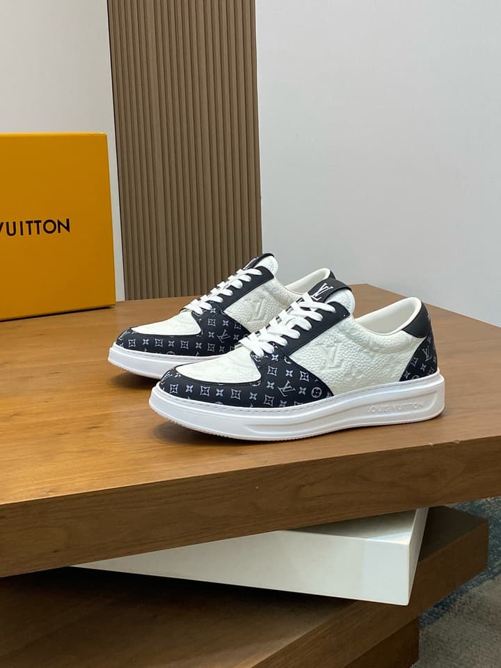 Louis Vuitton Nappa Leather Lightweight Sneakers in All White