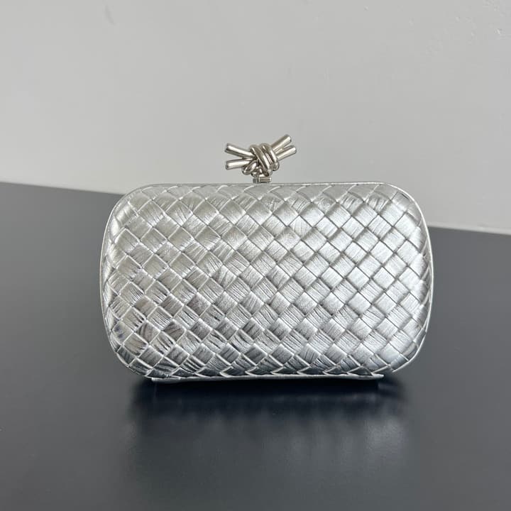Bottega Veneta Knot Evening Clutch – Christmas Limited Edition in Silver