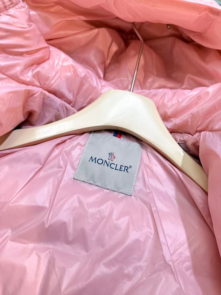 Moncler Kids Puffer Jacket – 2025 Collection in Light Pink