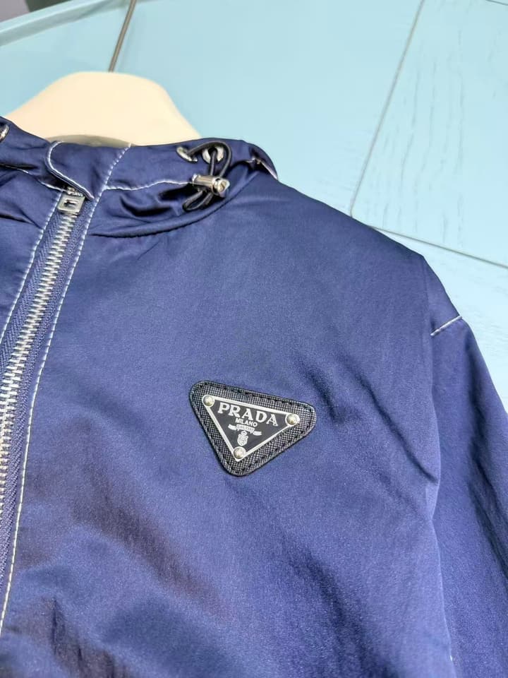 Prada Kids Logo Windbreaker Tracksuit – 2025SS/FW – Kids Collection in Navy Blue Set With Contrast Stitching
