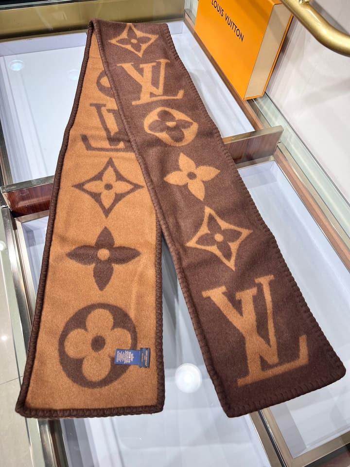 Louis Vuitton Cashmere Jacquard Scarf
