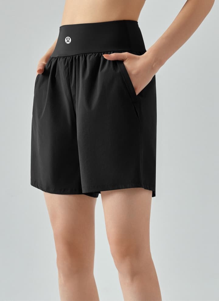 Lululemon High-Waist Tummy-Control Sports Shorts – Spring/Summer Collection in Black