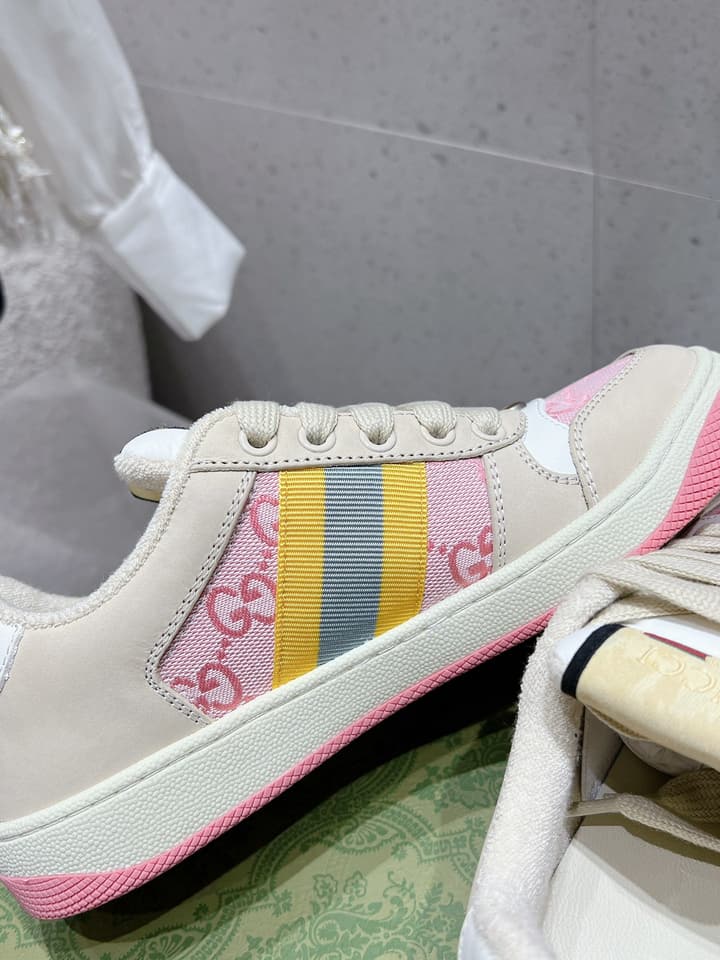 Gucci Screener Series Chunky Unisex Sneakers in Beige With Pastel Stripe And Pink Toe