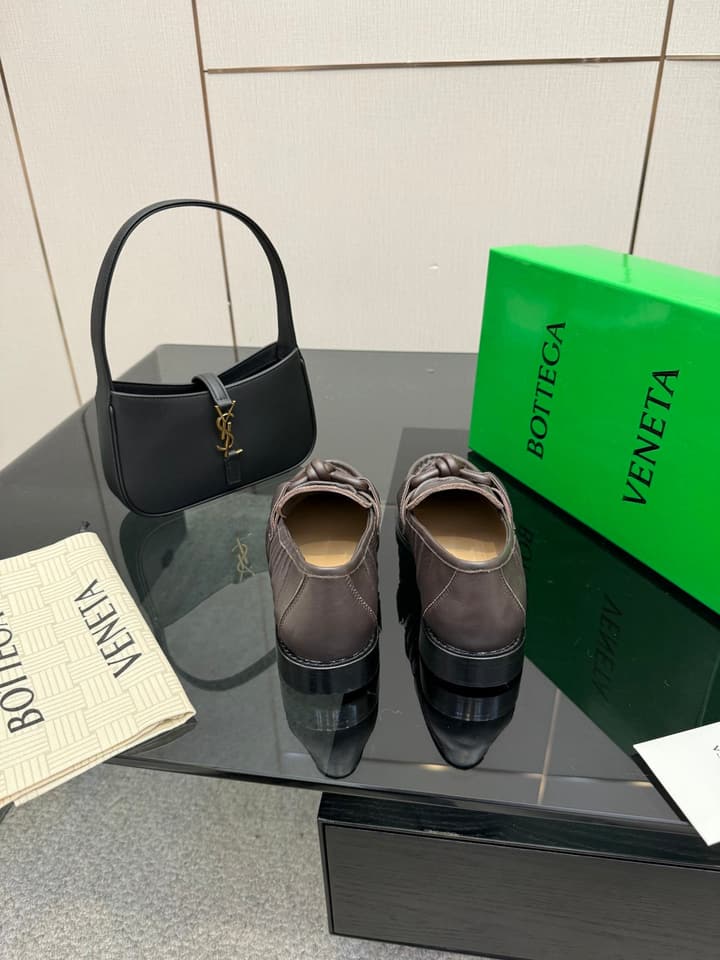 Bottega Veneta Astaire Suede Loafers in Black Leather