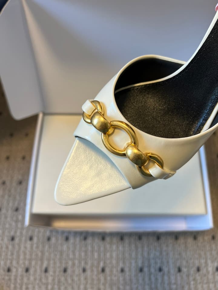 Saint Laurent Chain Pointed-Toe Heeled Mules – 26SS in Beige
