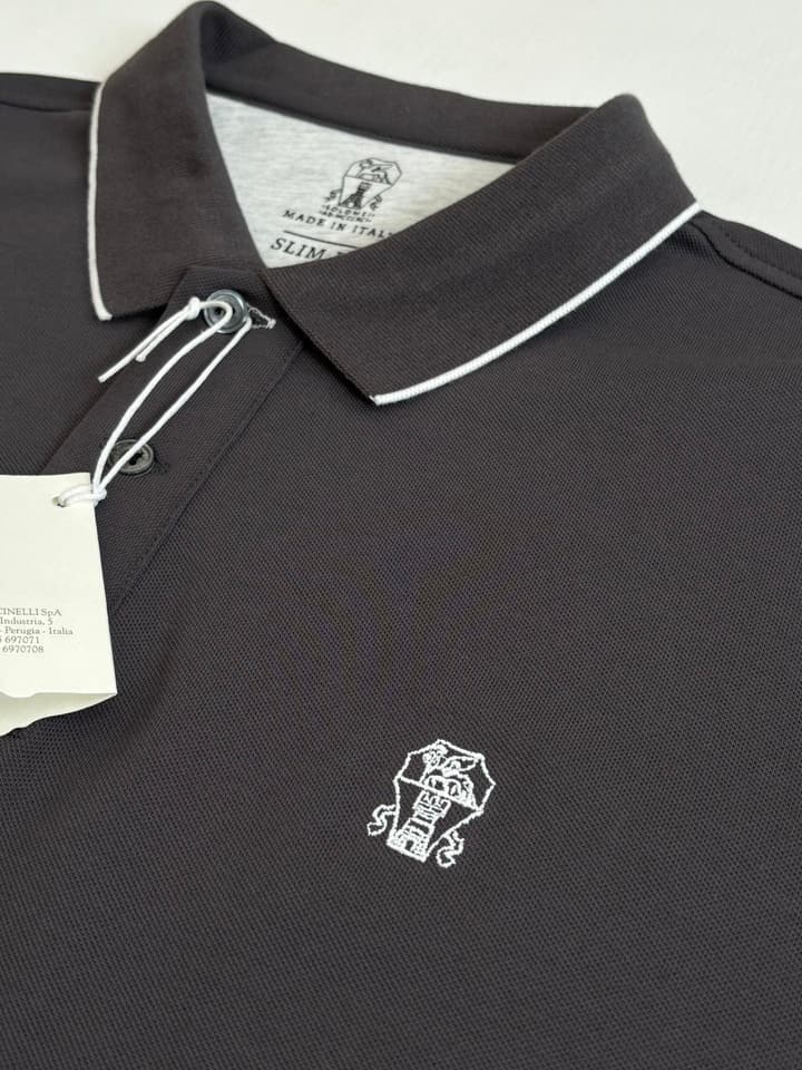 Brunello Cucinelli BC Logo Embroidered Polo Shirt – 2025 in Charcoal Grey