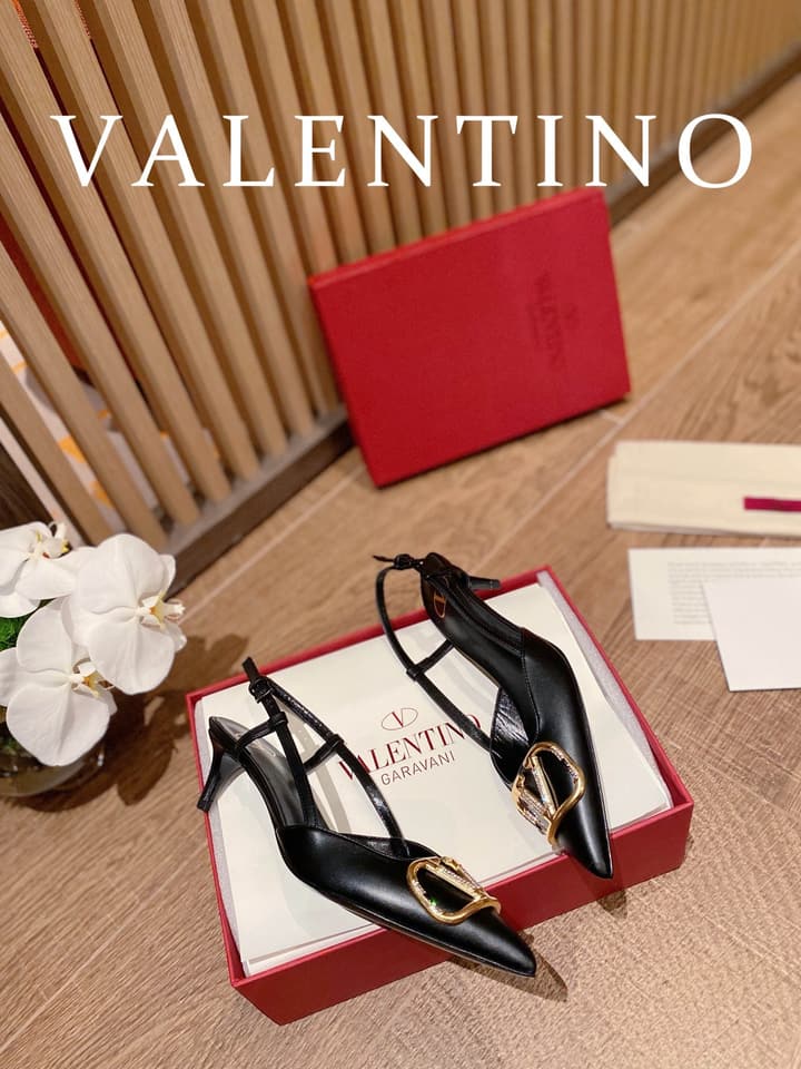 Valentino VLogo Signature Rhinestone Low-Heel Pumps – 2022 Collection in Nude Beige