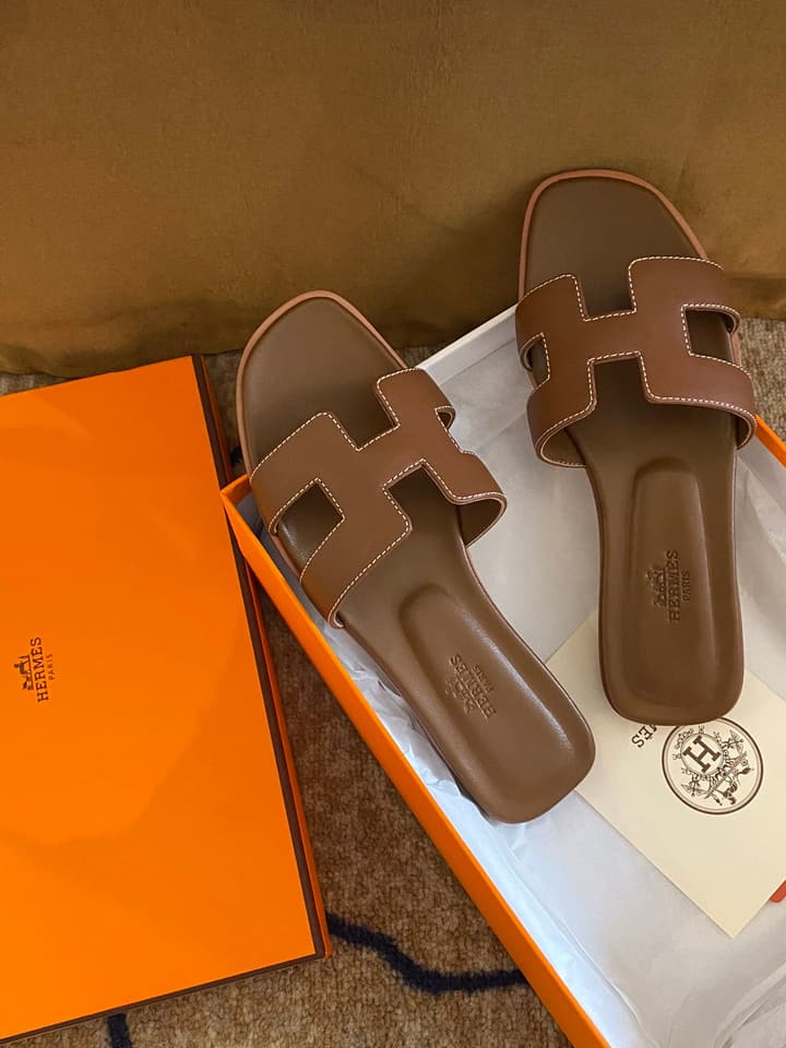 Hermès H Leather Sandals – 2022 Spring Collection