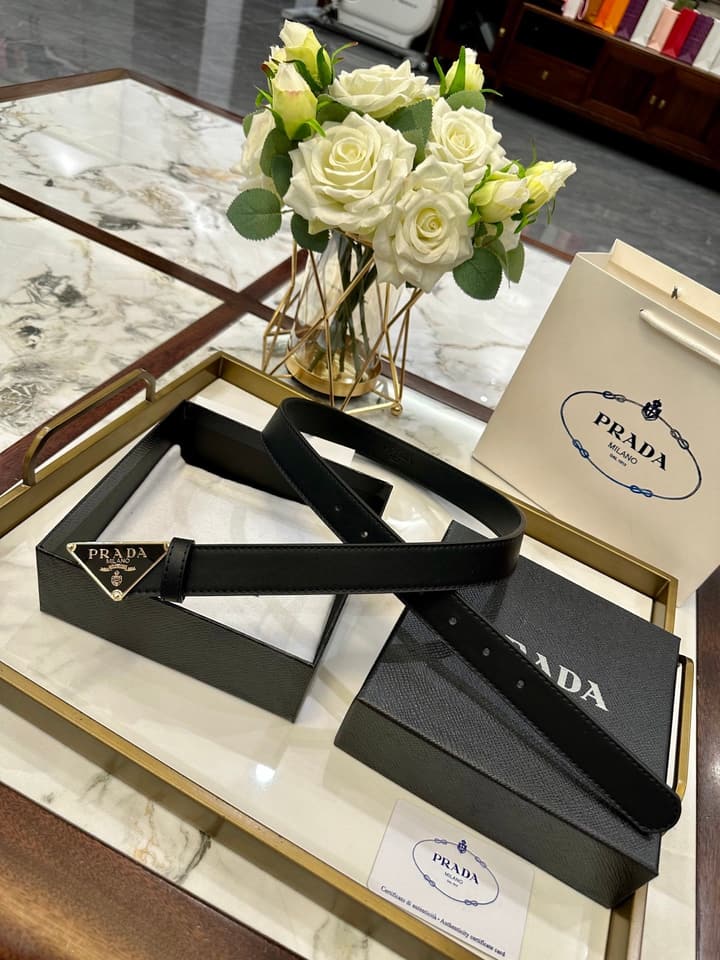 Prada Classic Fashion Belt – 3.0cm in Saffiano Black Leather With Silver Buckle
