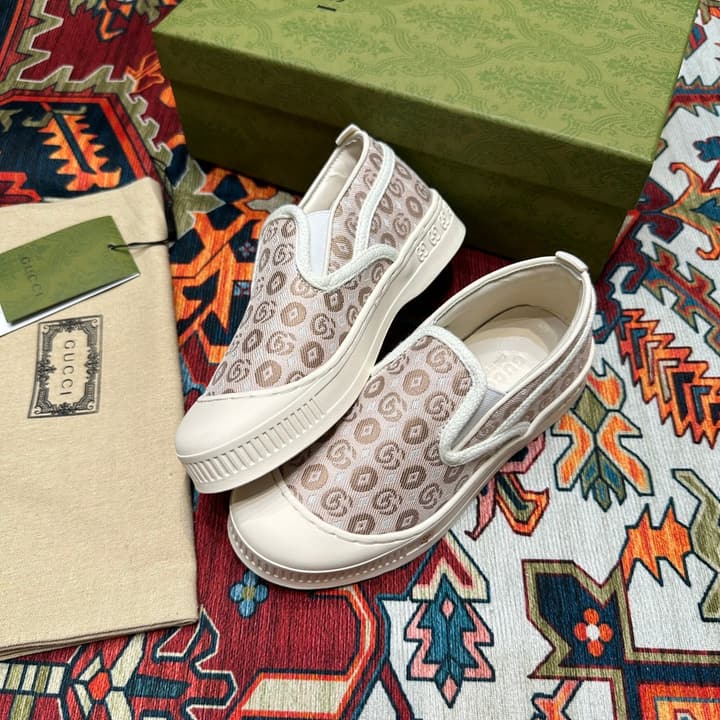 Gucci Kids Footwear – Kids Collection in Beige Plaid Slip-on