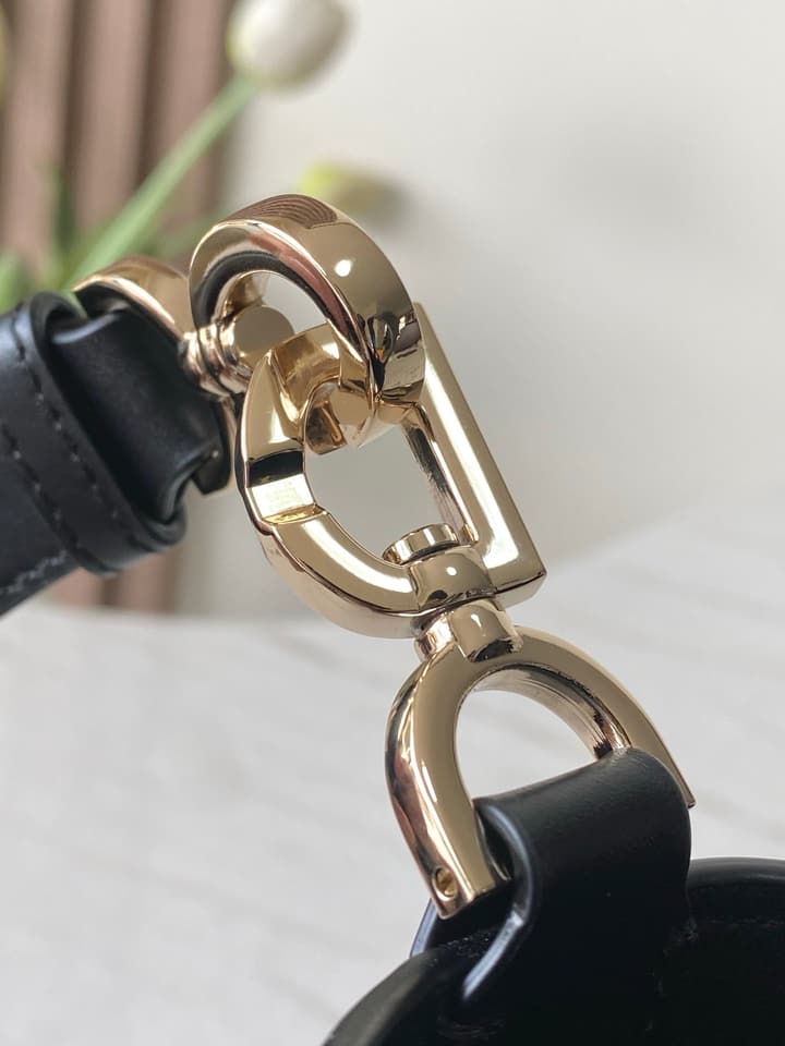 Dior Toujours Vertical Handbag