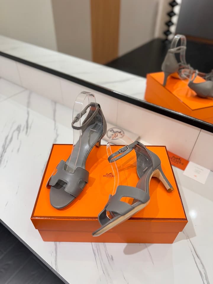 Hermès Classic Smooth Cowhide Heels – 6.5cm in All White
