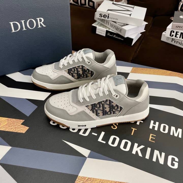 Dior Color-Block Leather Sneakers in Light Gray/white With Oblique Panel