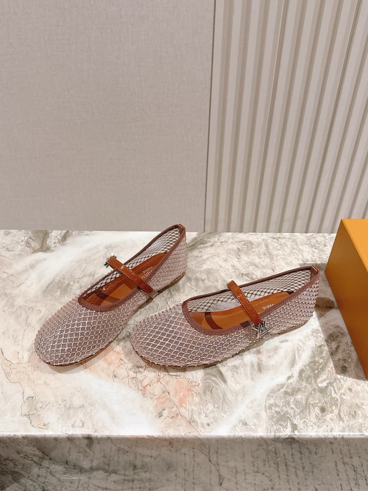 Louis Vuitton Ballet Flats – 2025SS in Black