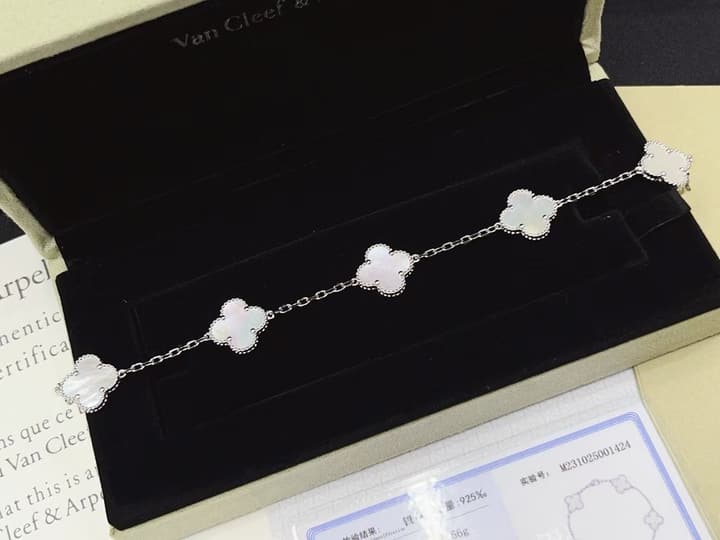 Van Cleef & Arpels Classic Alhambra Bracelet in Gold