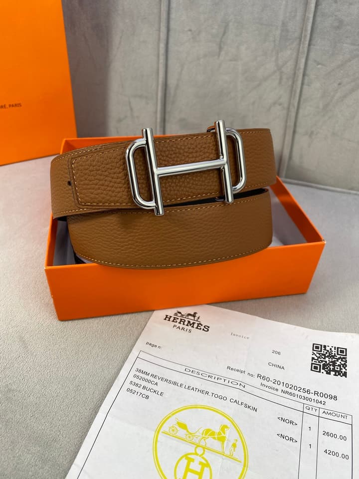 Hermès Reversible Leather Belt in Gold Hardware