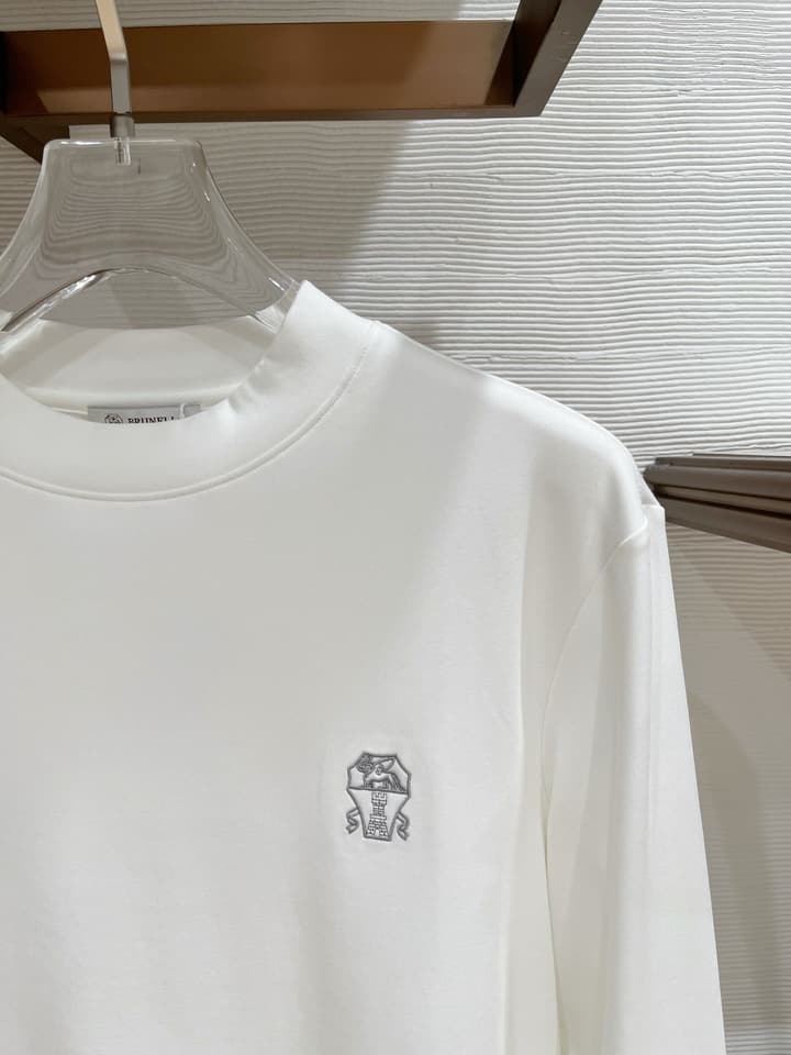 Brunello Cucinelli Men's Embroidered Logo Base Layer Top – 2025FW in Classic Black