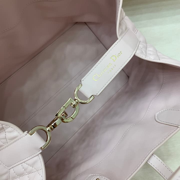 Dior C'est Dior Bucket Bag – 23FW in Cream