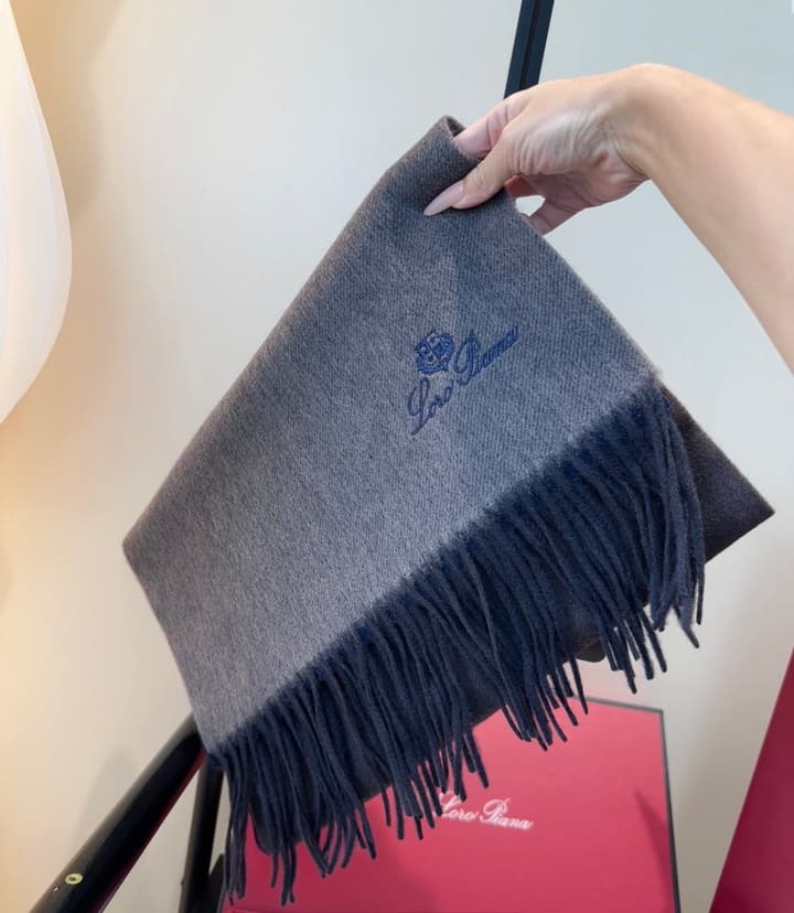 Loro Piana Plaid Wool Scarf in Beige/dusty Blue