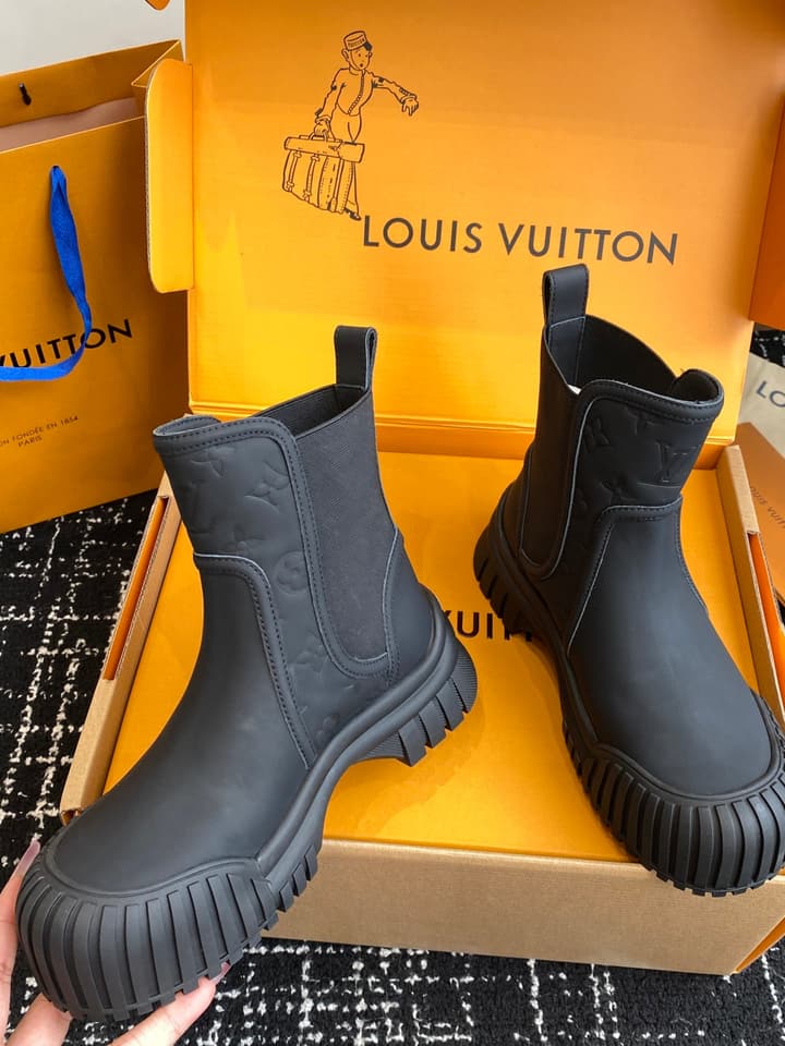 Louis Vuitton Runway Slip-On Ankle Boots – New Collection in Beige