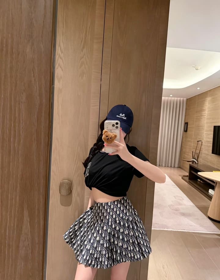 Dior Oblique Skirt Set in Black