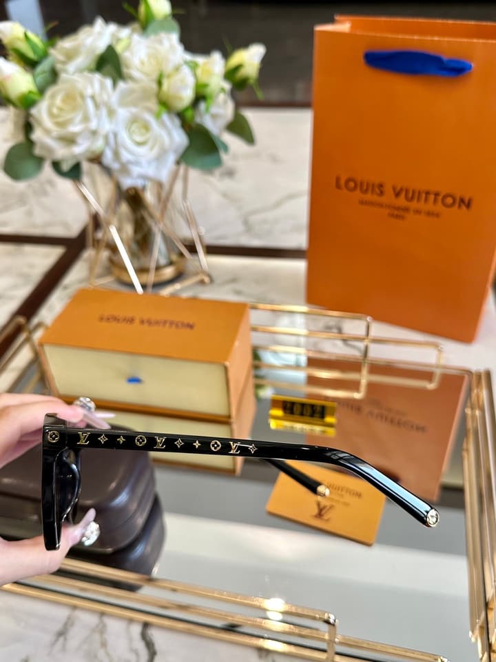 Louis Vuitton Polarized Acetate Sunglasses