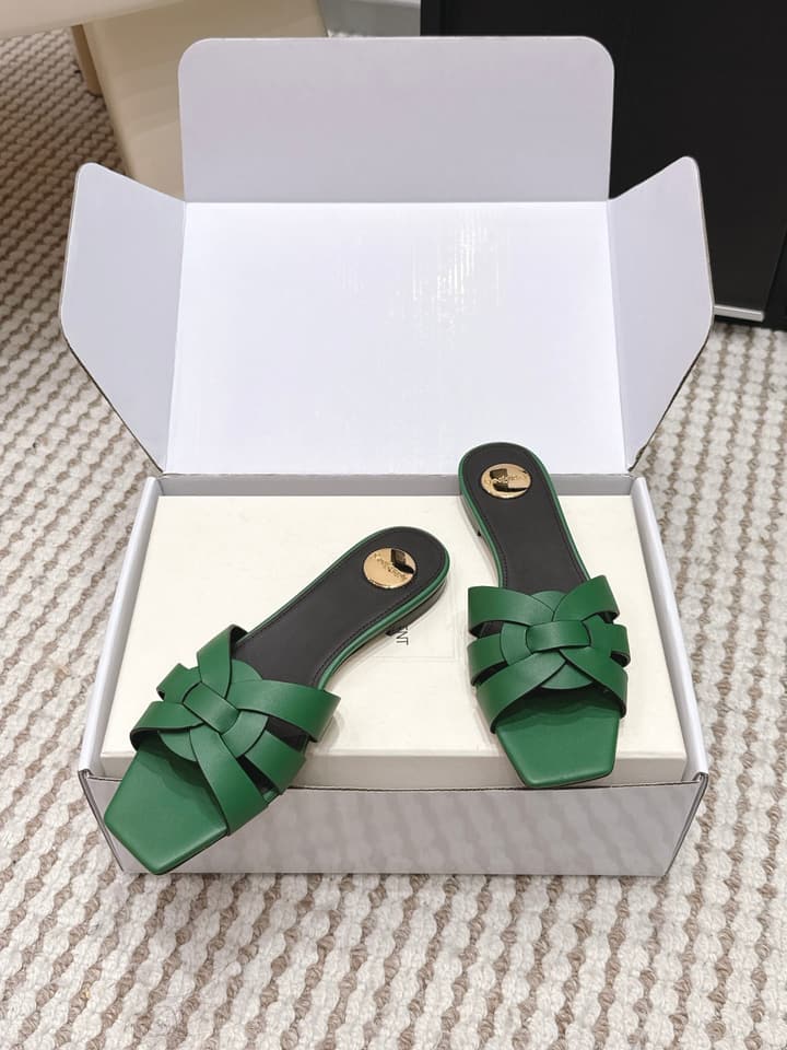 Saint Laurent Melody Square Toe Flat Sandals – 2026SS in Burgundy Patent