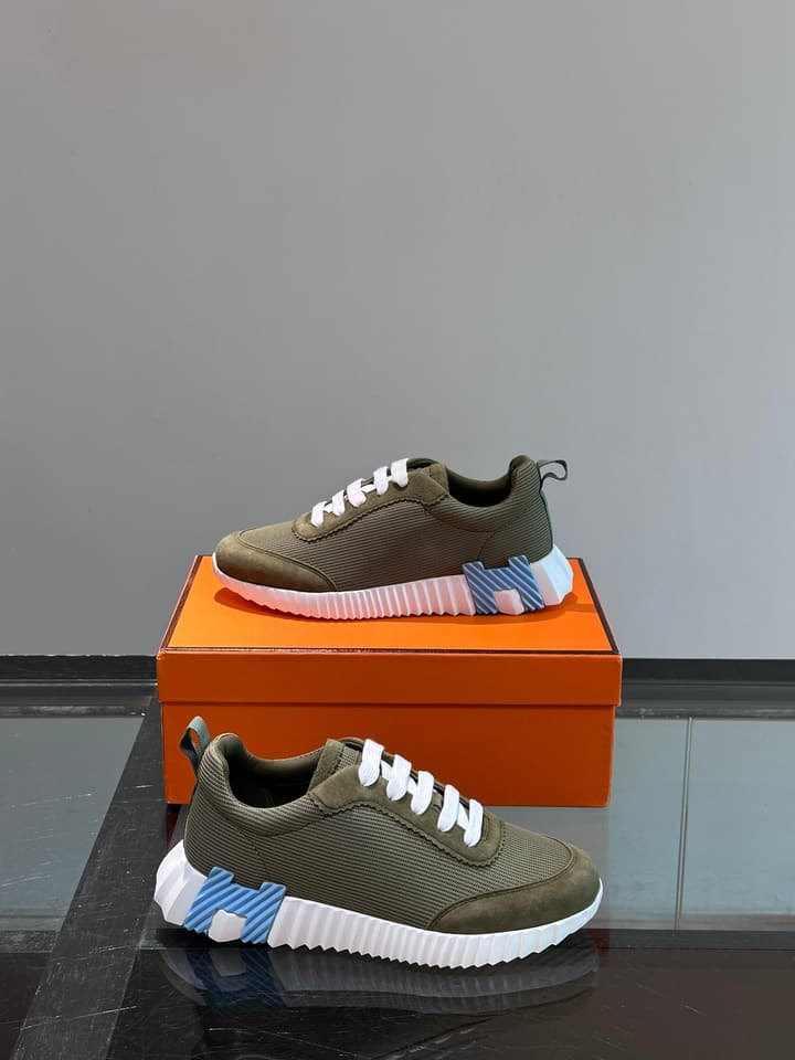 Hermès Bouncing Unisex Sneakers in Black