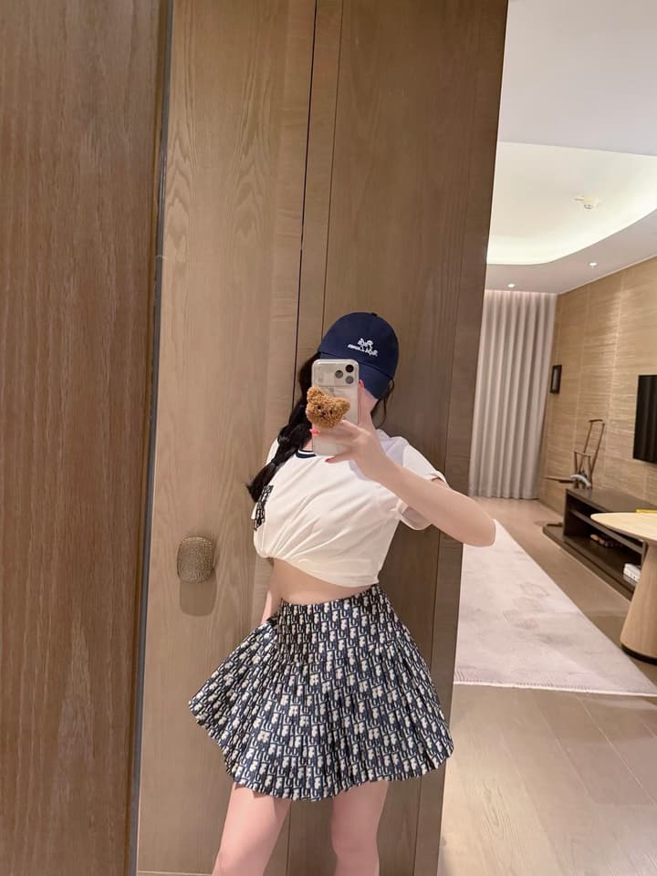 Dior Oblique Skirt Set in Black