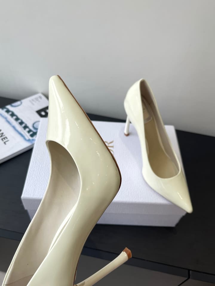 Dior Pointed High-Heel Pumps – 25SS Spring/Summer Collection in Patent Burgundy