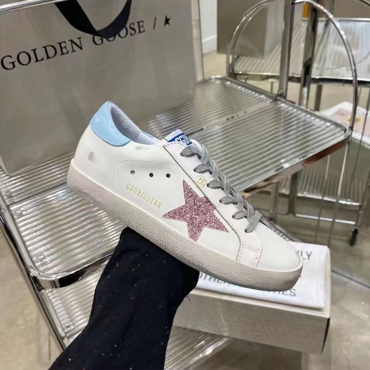 Golden Goose Superstar Graffiti Sneakers – SS22 in Black Star Rose Gold Toe